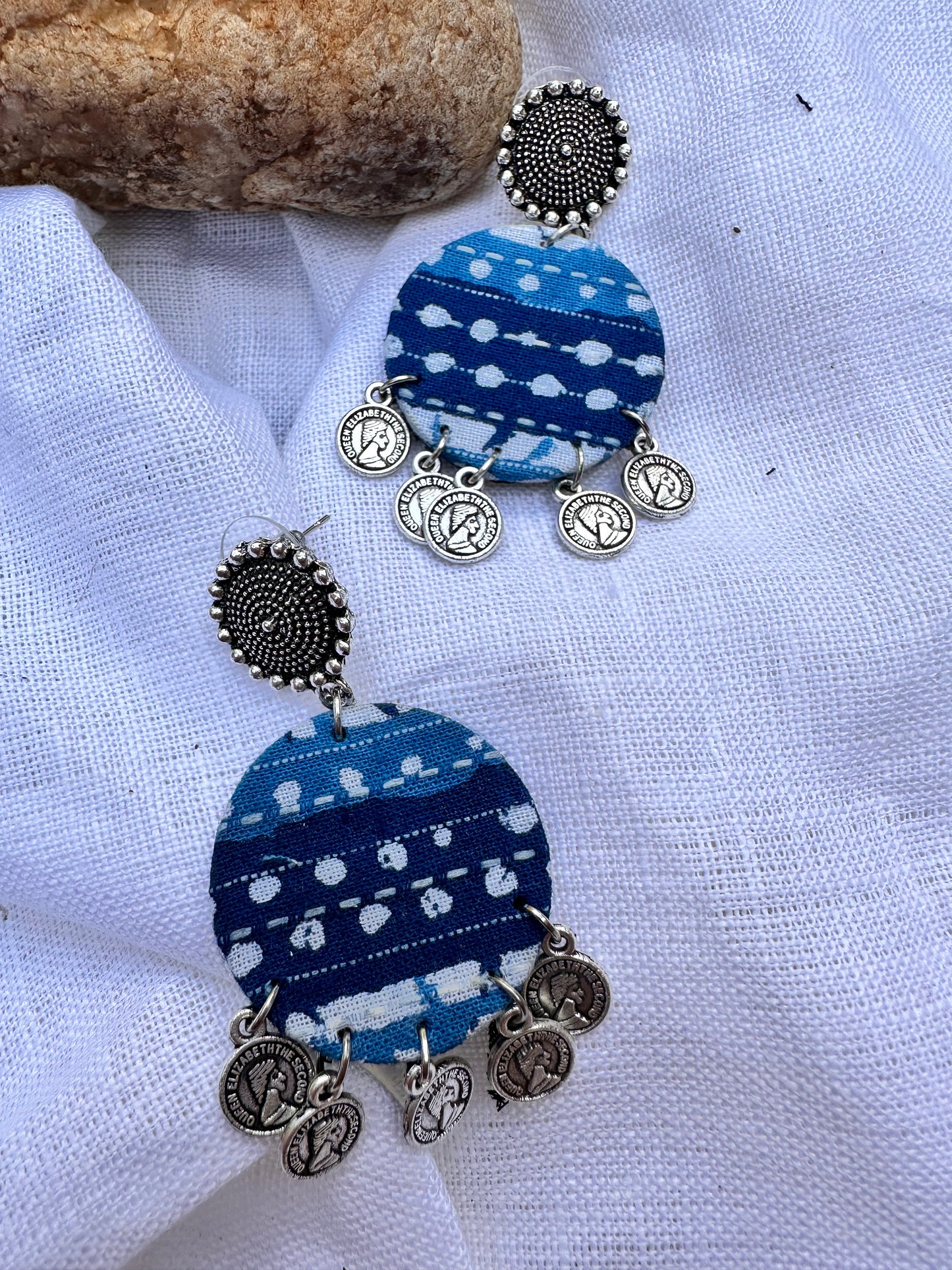 Urvi earrings