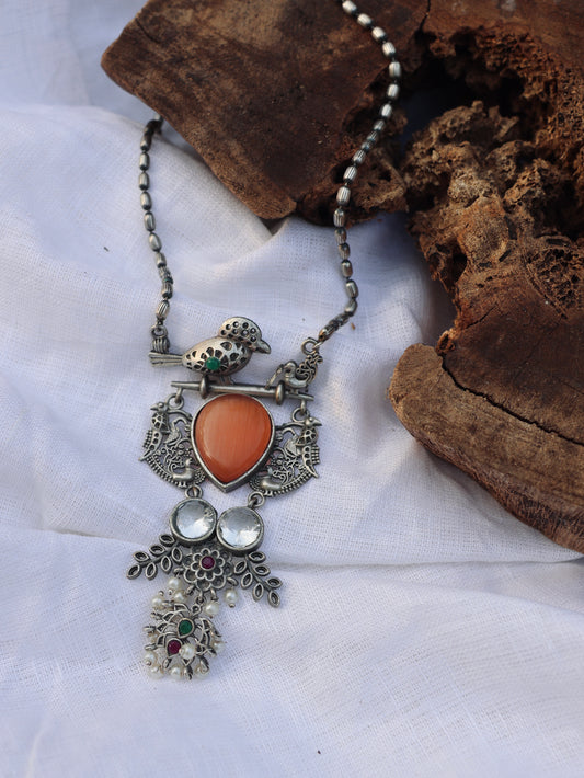 Pallavi statement necklace