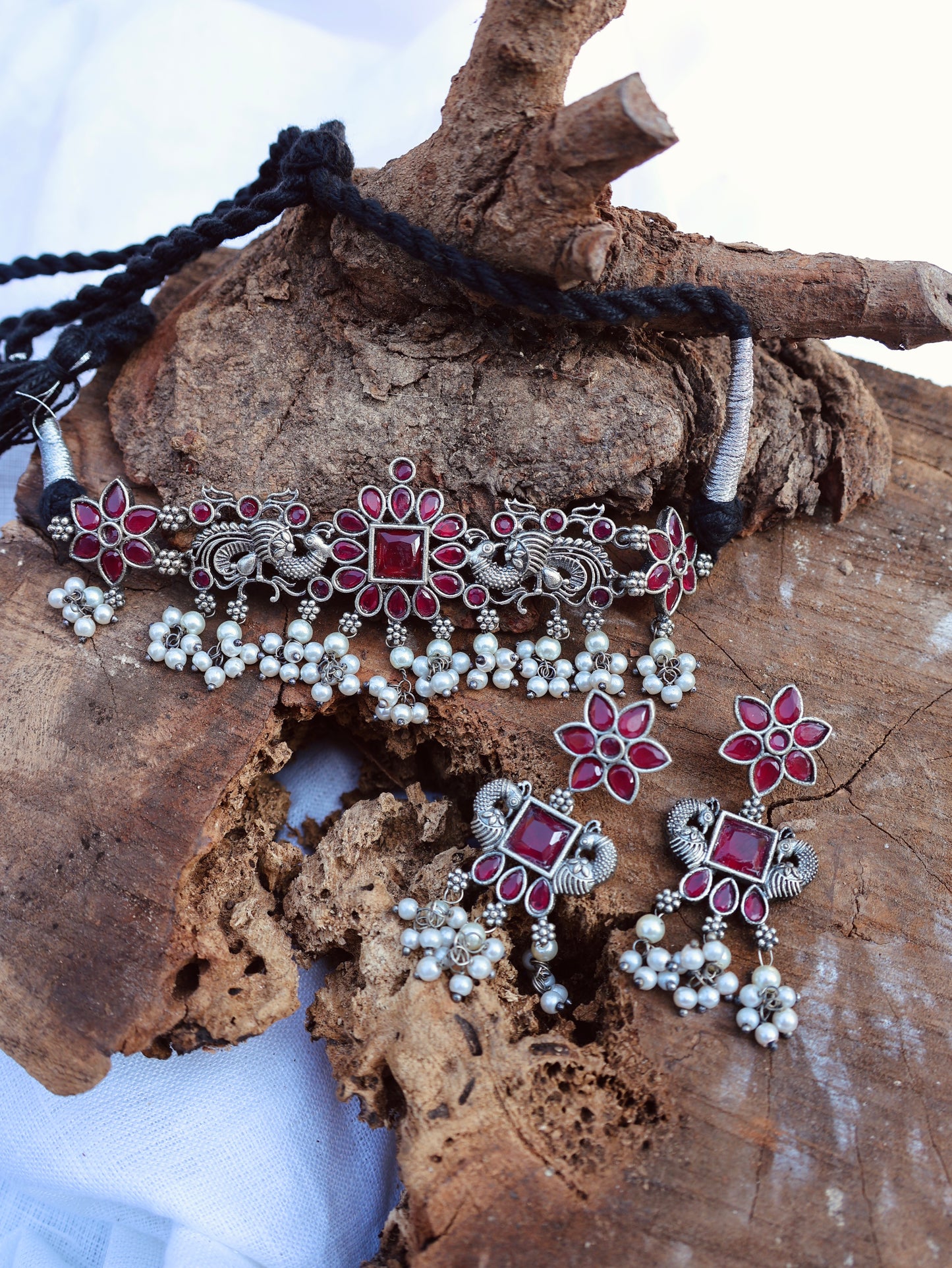 Kshitija choker with earrings