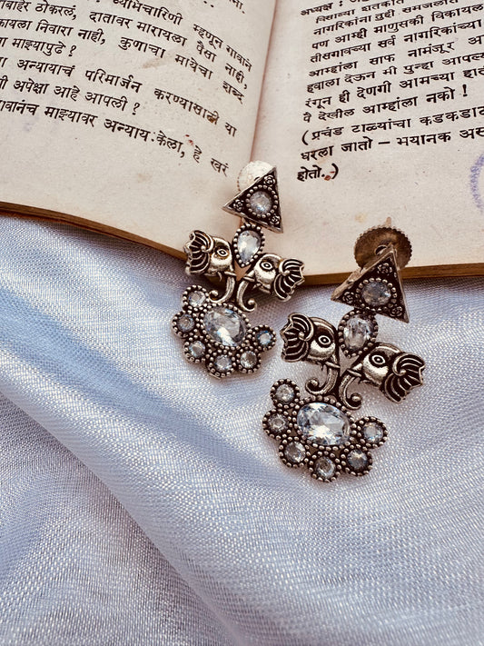 Kriti earrings