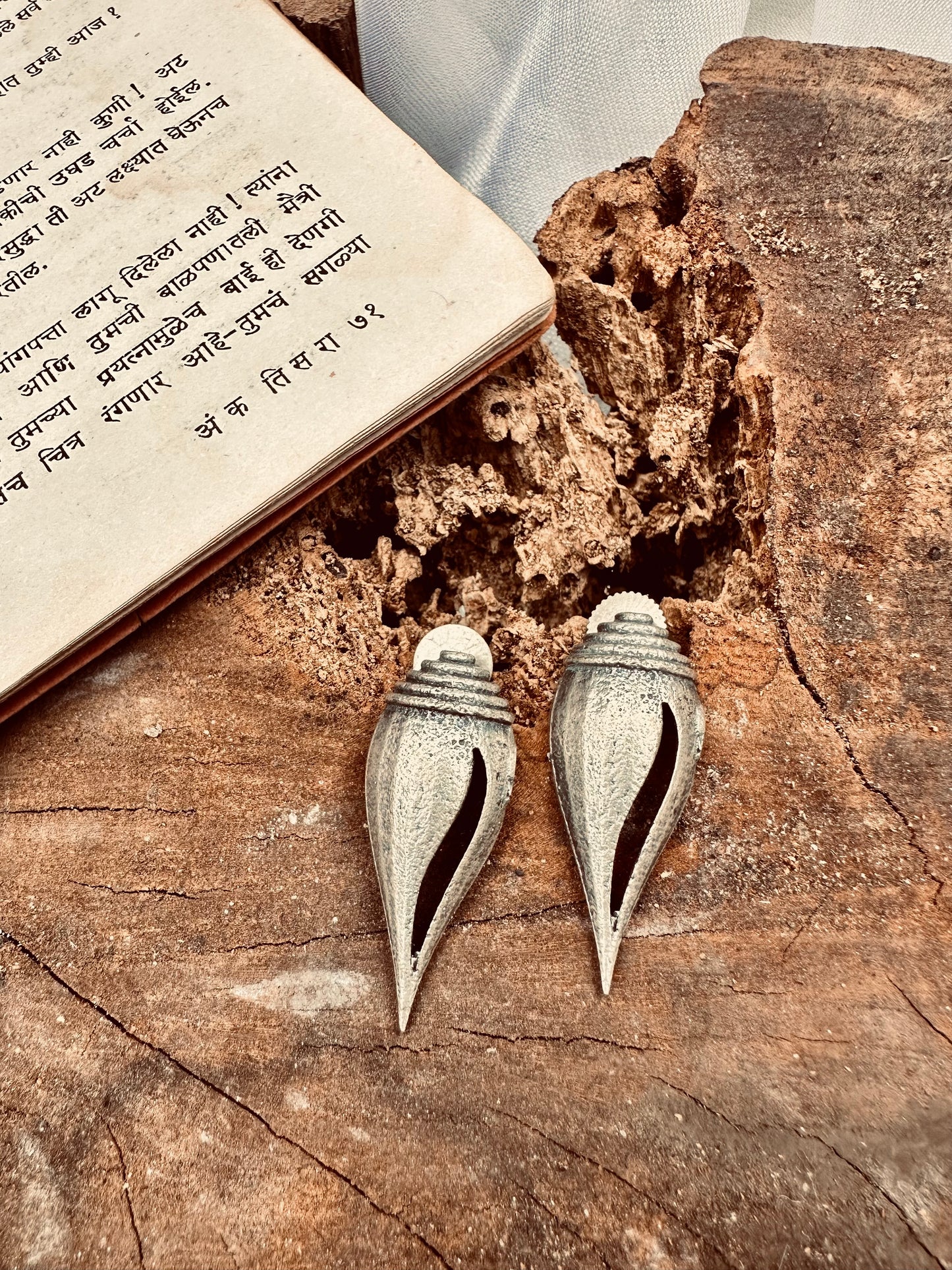 Shankha earrings